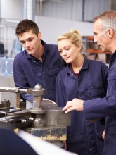  Engineer Teaching Apprentices To Use Tube Bending Machine