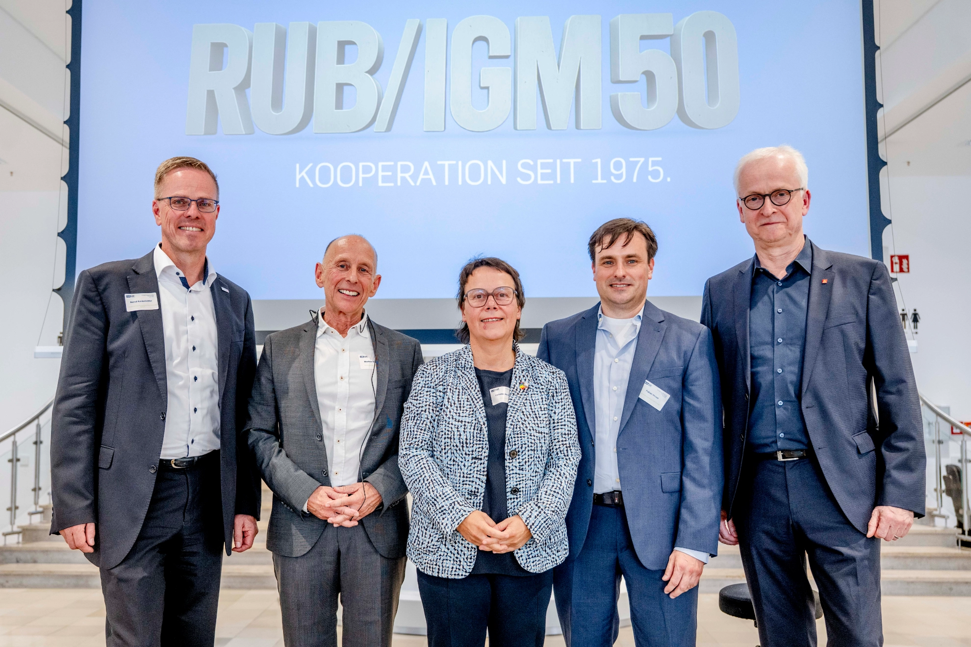 Die Bilder dürfen nur im Kontext der Ruhr-Universität Bochum (RUB) unter Angabe des Copyrights © RUB, Marquard verwendet werden, zum Beispiel für Webseiten der RUB sowie für Texte oder Webseiten, die sich speziell mit Ereignissen an der RUB oder Leistungen von RUB-Mitgliedern beschäftigen. Die Bilder dürfen nicht in Kontexten verwendet werden, in denen die RUB nur stellvertretend für Hochschulen im Allgemeinen steht.