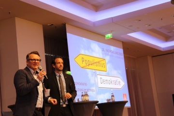 Demokratiebildung im Betrieb